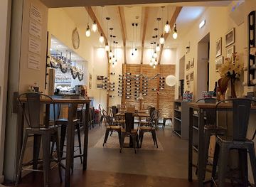 gibraltar/main-street/restaurant/vinopolis-gastrobar