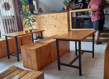 ethiopia/lake-tana/restaurant/enabe-coffee-shop