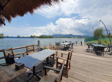 cambodia/kampot-province/restaurant/rusty-keyhole