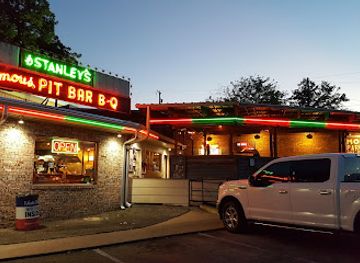 texas/tyler/restaurant/stanley-s-famous-pit-barbecue