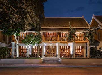 laos/luang-prabang/restaurant/main-street-bar-grill