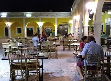 mexico/campeche/restaurant/cenaduria-portales-de-san-francisco