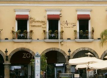 mexico/guadalajara/restaurant/restaurant-la-antigua