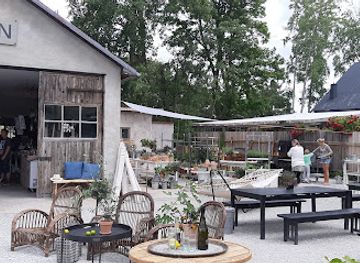 sweden/gotaland/restaurant/ljugarns-strandcafe-och-restaurang