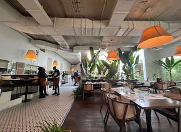 nigeria/south-east/restaurant/slow