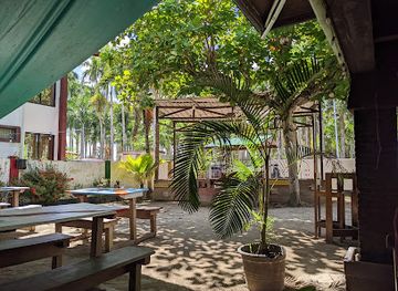 suriname/commewijne-district/restaurant/zus-zo