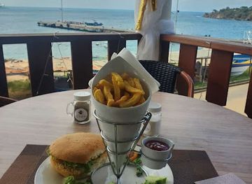 saint-vincent-and-the-grenadines/grenadines/restaurant/d-view-sports-bar-and-restaurant