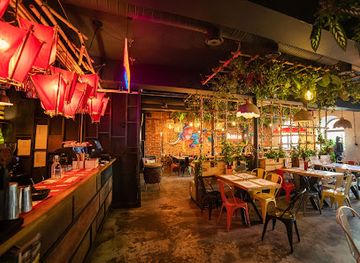 poland/lodz/restaurant/king-kong-thai-food