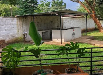 malawi/dzalanyama-forest-reserve/restaurant/sahara-grill-bar