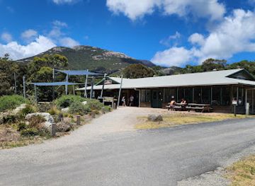 australia/wilson-s-promontory-national-park/restaurant/tidal-river-general-store-take-away