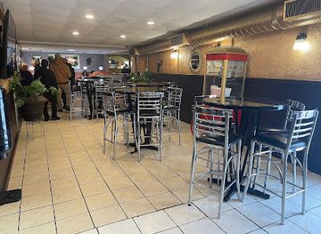 illinois/peoria/restaurant/sle-seasoned-little-eatery