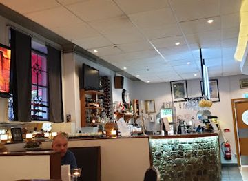 sweden/vastmanland/restaurant/2-rum-kok