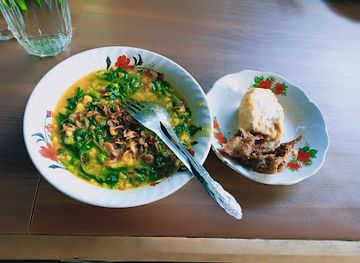 indonesia/sulawesi/restaurant/tinutuan-pulau-seram