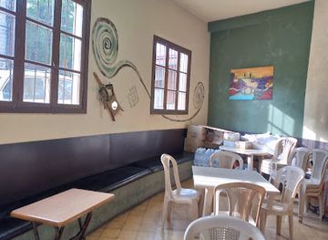 lebanon/jezzine-district/restaurant/falafel-wa-manakish-jean