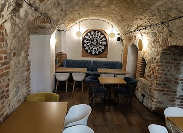 poland/lublin/restaurant/male-indie