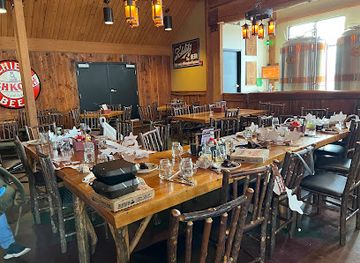 wisconsin/wisconsin-dells/restaurant/moosejaw-pizza-dells-brewing-co