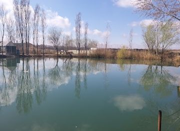 azerbaijan/goygol-national-park/restaurant/yasil-gol-restorani