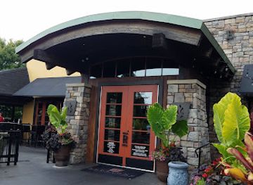 new-jersey/gateway-region/restaurant/redstone-american-grill