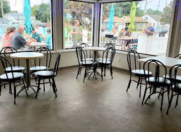 virginia/assateague-island-national-seashore/restaurant/island-creamery