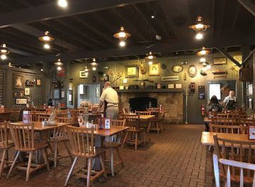 mississippi/the-pine-belt/restaurant/cracker-barrel-old-country-store