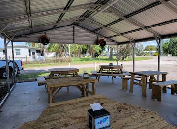 florida/lake-okeechobee/restaurant/okeechobee-fish-co