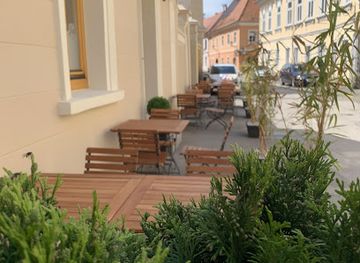 slovenia/ptuj/restaurant/caffe-pizzerija-marakuja