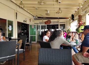 tonga/hunga/restaurant/ngutulei-bar-restaurant