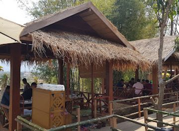 laos/sainyabuli-province/restaurant/suan-mae-tao