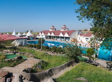 armenia/noravank-monastery/restaurant/vahakni-restaurant