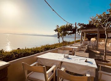 greece/south-aegean/restaurant/philosophia-beach-restaurant