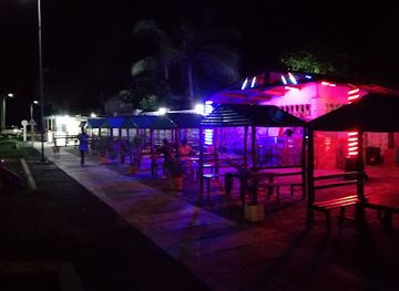 madagascar/majunga/restaurant/chalet-bleu-bar