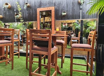 uganda/kidepo-valley-national-park/restaurant/mighty-city-grill