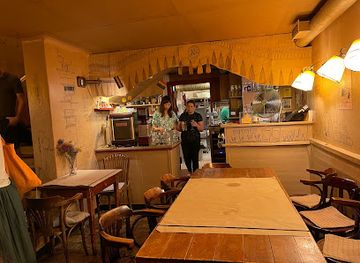 hungary/hansag/restaurant/m-restaurant