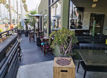 california/oceanside/restaurant/wrench-and-rodent-seabasstropub