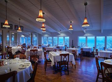 wisconsin/southeast-wisconsin/restaurant/bartolotta-s-lake-park-bistro