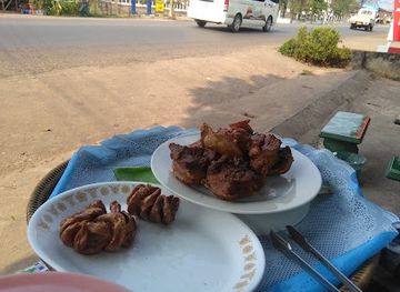 laos/thakhek/restaurant/luna