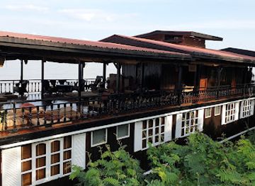 laos/champasak-cultural-landscape/restaurant/dok-champa-restaurant