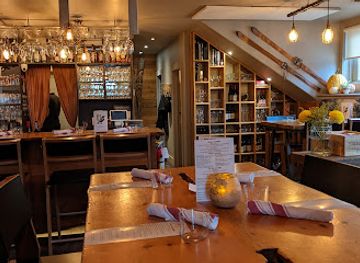 canada/golden-horseshoe/restaurant/bruce-wine-bar