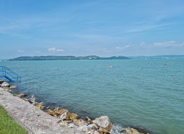 hungary/balaton-uplands/restaurant/parti-bisztro