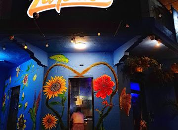 puerto-rico/sierra-de-luquillo/restaurant/la-pared-street-food-beer-garden