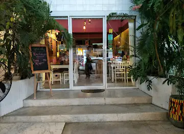 GUAVA. American & Mexican Restaurant