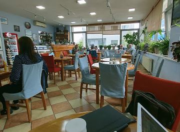 mongolia/ulaanbaatar/restaurant/millie-s-espresso