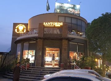 pakistan/peshawar/restaurant/bread-chef-cafe-and-bakers