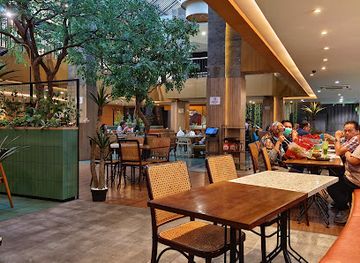 indonesia/bandung/restaurant/madame-sari-restaurant