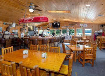 wisconsin/lake-superior-lowland/restaurant/scenic-drive-resort