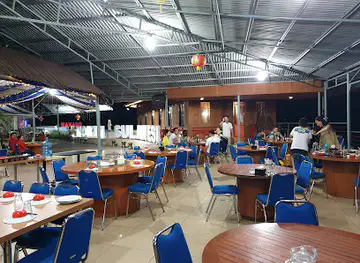 Pirates Cafe