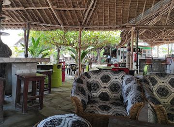 kenya/diani-beach/restaurant/rock-starz-village