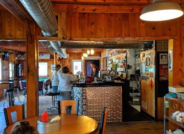 minnesota/mississippi-river-headwaters/restaurant/spike-s