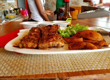 equatorial-guinea/luba/restaurant/el-fogon-del-tio-leon