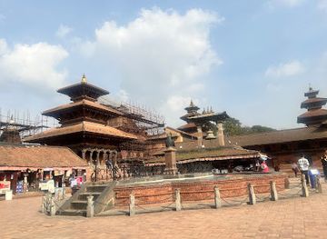 nepal/patan/golden-temple-kwa-bahal/restaurant/honacha